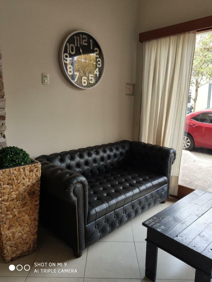 Euskadi Hotel General Pico Kültér fotó
