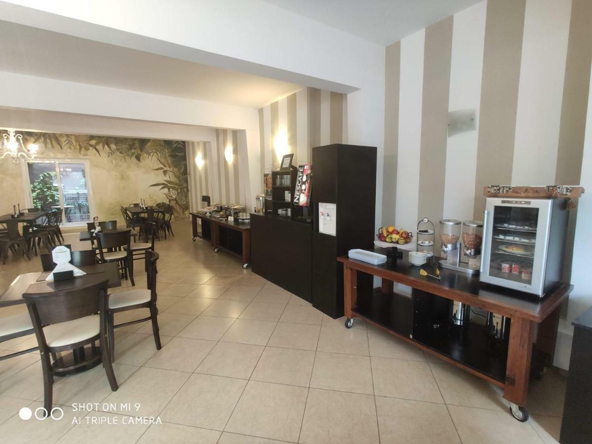 Euskadi Hotel General Pico Kültér fotó
